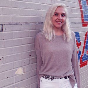 Meet your Posher, Claudia